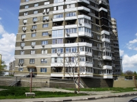 顿河畔罗斯托夫市, Krasnoflotsky per, 房屋 22. 公寓楼