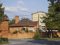 Rostov-on-Don, Barrikadnaya vtoraya st, house 45/2. Private house
