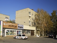 Батайск, улица Луначарского, дом 188. многоквартирный дом