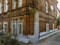 Таганрог, Красный переулок, дом 47. многоквартирный дом