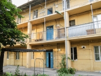 Taganrog, Dobrolyubovsky alley, house 8. Apartment house
