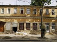 Таганрог, Украинский переулок, дом 14. многоквартирный дом