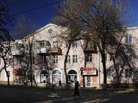 Азов, Зои Космодемьянской проспект, дом 88. многоквартирный дом
