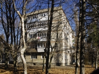 Azov, st Kondaurov, house 40. Apartment house