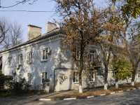 Азов, Красноармейский переулок, дом 92. многоквартирный дом