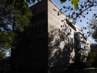 Azov, Krasnoarmeysky alley, house 110А. Apartment house