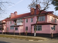 Азов, улица Измайлова, дом 61. многоквартирный дом