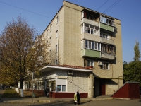 Азов, улица Васильева, дом 83. жилой дом с магазином