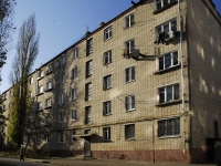 Азов, Урицкого переулок, дом 61. многоквартирный дом