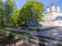 , monument С.А. ЕсенинуPetrov st, monument С.А. Есенину
