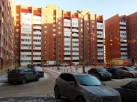 Samara, 1st Kvartal quarter, house 35. Apartment house