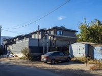улица Михаила Сорокина, house 40. индивидуальный дом