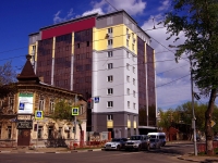 萨马拉市, Vilonovskaya st, 房屋 90. 公寓楼