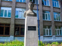 Самара, школа №170  с кадетским отделением-интернатом им. Героя Советского Союза З.А. Космодемьянской, улица Авроры, дом 117