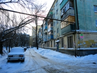 Samara, Revolyutsionnaya st, house 142. Apartment house