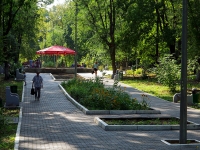 Samara, st Akademik Kuznetsov. public garden
