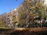 соседний дом: ул. Георгия Димитрова, дом 11. многоквартирный дом