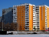 neighbour house: avenue. Kirov, house 401. Apartment house