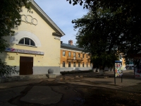 neighbour house: avenue. Kirov, house 177. school НОУ "Дневной пансион-школа №84"