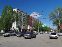 neighbour house: avenue. Metallurgov, house 46. Apartment house