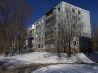 Samara, st Narodnaya, house 15. Apartment house