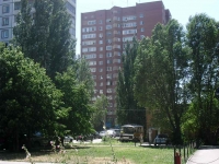 Samara, st Michurin, house 15А. Apartment house
