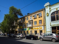Samara, st Molodogvardeyskaya, house 68. Apartment house