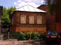 neighbour house: st. Molodogvardeyskaya, house 111. Apartment house