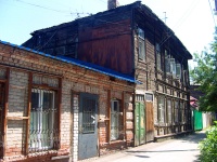 neighbour house: st. Yarmarochnaya, house 28. Apartment house