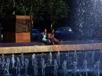 Самара, фонтан в честь 40-летия ПобедыЛенина проспект, фонтан в честь 40-летия Победы