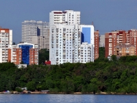 Samara, Mezhevaya st, house 1. Apartment house