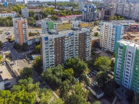 neighbour house: st. Novo-Sadovaya, house 186. Apartment house