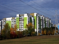 neighbour house: st. Novo-Sadovaya, house 232. Apartment house