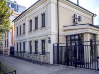 Samara, st Vodnikov, house 92. Private house