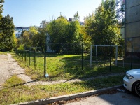 Самара, улица Мориса Тореза, спортивная площадка 