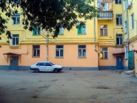 Самара, улица Гагарина, дом 159. жилой дом с магазином