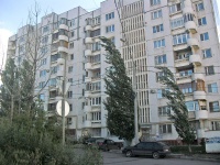 Samara, Novo-Vokzalnaya st, house 176. Apartment house
