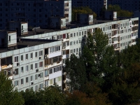 neighbour house: st. Novo-Vokzalnaya, house 215. Apartment house