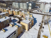 Zhigulevsk, Otradnaya st, house 33. Apartment house