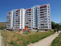 Zhigulevsk,  V-1, house 35. Apartment house