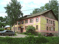 Zhigulevsk, Muravlenko st, house 1. Apartment house