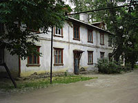 Zhigulevsk, Pervomayskaya st, house 30/СНЕСЕН. Apartment house