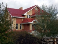 Zhigulevsk, Pionerskaya st, house 9. Private house