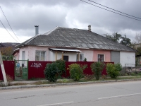 Zhigulevsk, Privolzhskaya st, house 12. Private house