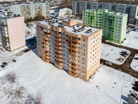 Zhigulevsk, Radiozavodskaya st, house 14. Apartment house