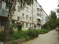 Zhigulevsk, Tkachev st, house 18. Apartment house