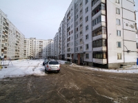 新古比雪夫斯克市, Bocharikov st, 房屋 8. 公寓楼