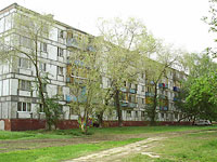 Novokuibyshevsk, Budenny st, house 8. Apartment house