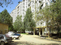 neighbour house: st. Dzerzhinsky, house 49В. Apartment house