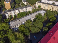 Novokuibyshevsk, Dzerzhinsky st, house 42. Apartment house